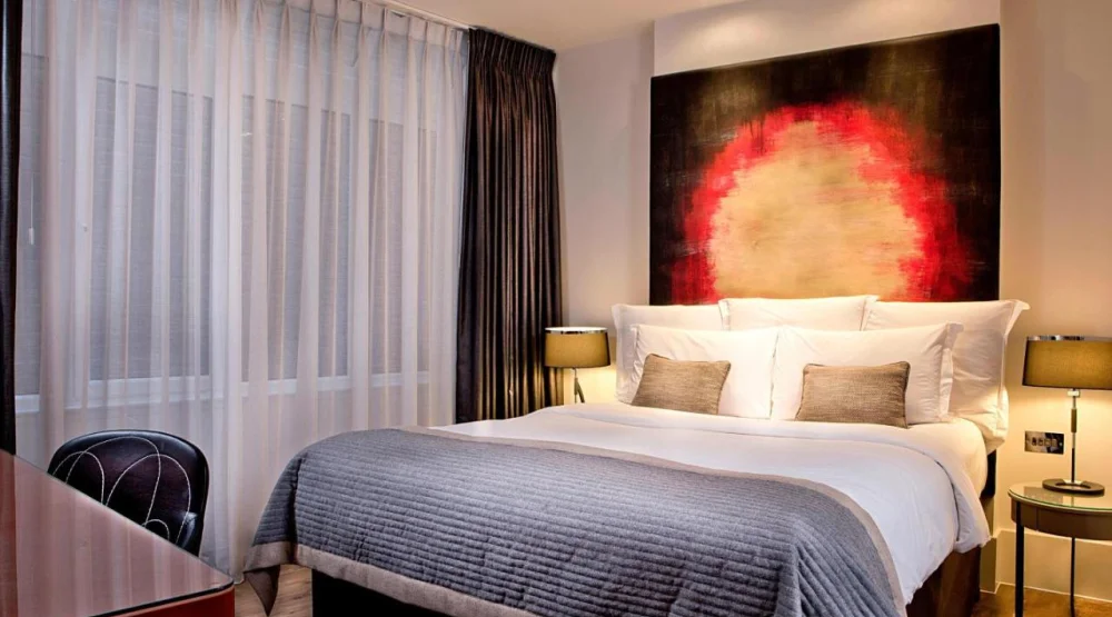 Deluxe, Larger Guest Room, One Queen at Threadneedles, Autograph Collection