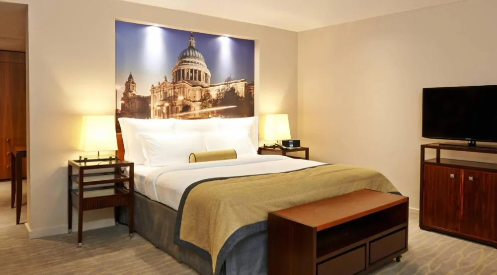 Executive, Guest Room, One King at Threadneedles, Autograph Collection