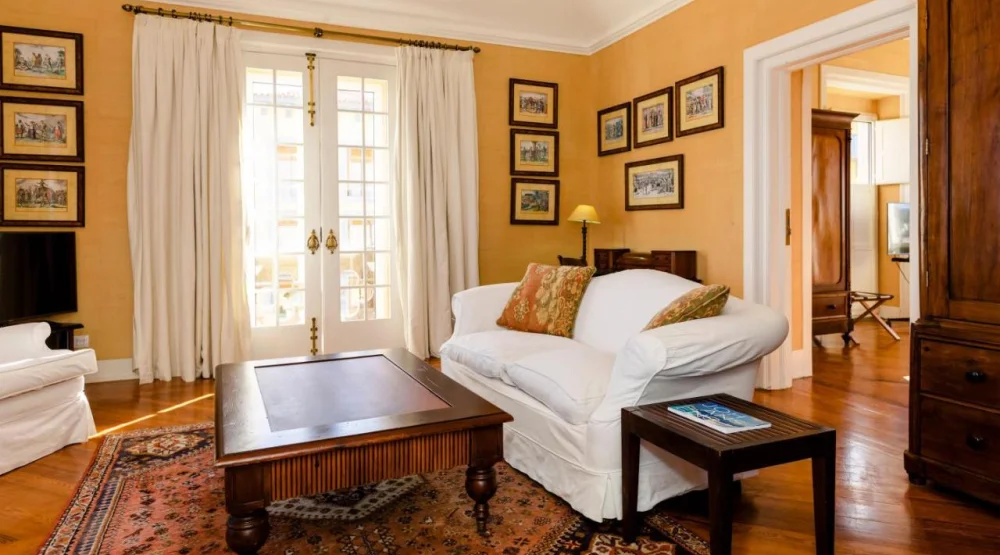 Suite with Sea View at The Albatroz Hotel