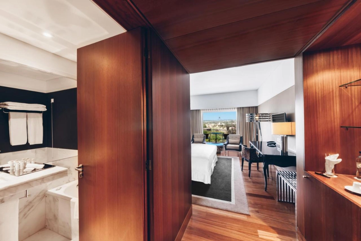 Convento Do Espinheiro & Spa Hotel - Hotel Photo 3