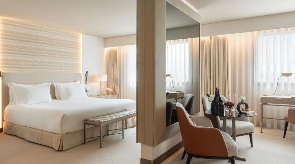 Deluxe Suite at Epic Sana Marques