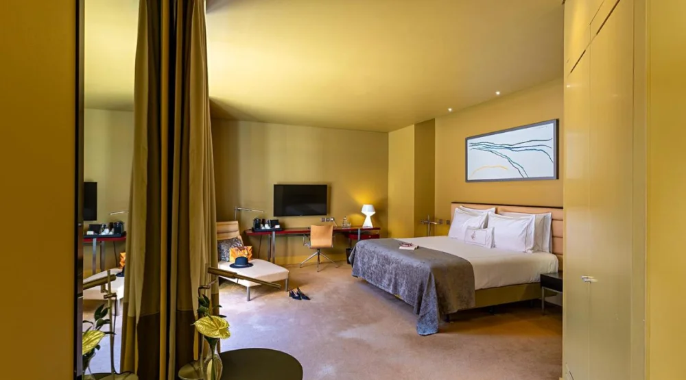 Deluxe Double Or Twin Room with River View at Pestana Palacio Do Freixo