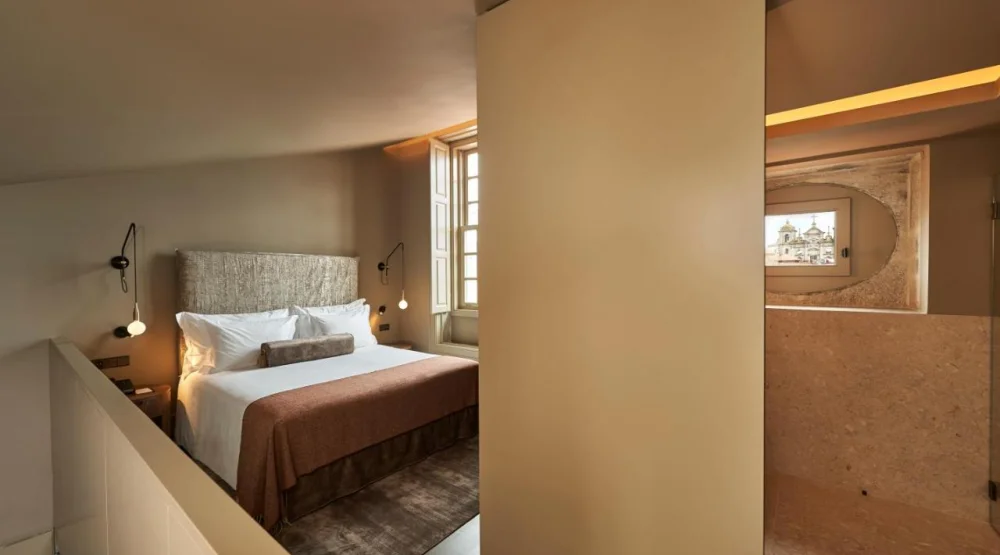 Palace Suite Duplex at Portobay Flores