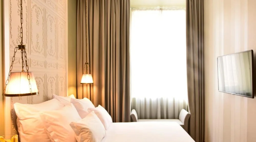 Cozy Room with Queen Size Bed at Pousada De Lisboa Praca Do Comercio