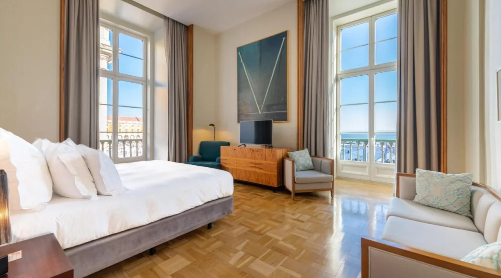Suite Praça Do Comércio with King Size Bed at Pousada De Lisboa Praca Do Comercio