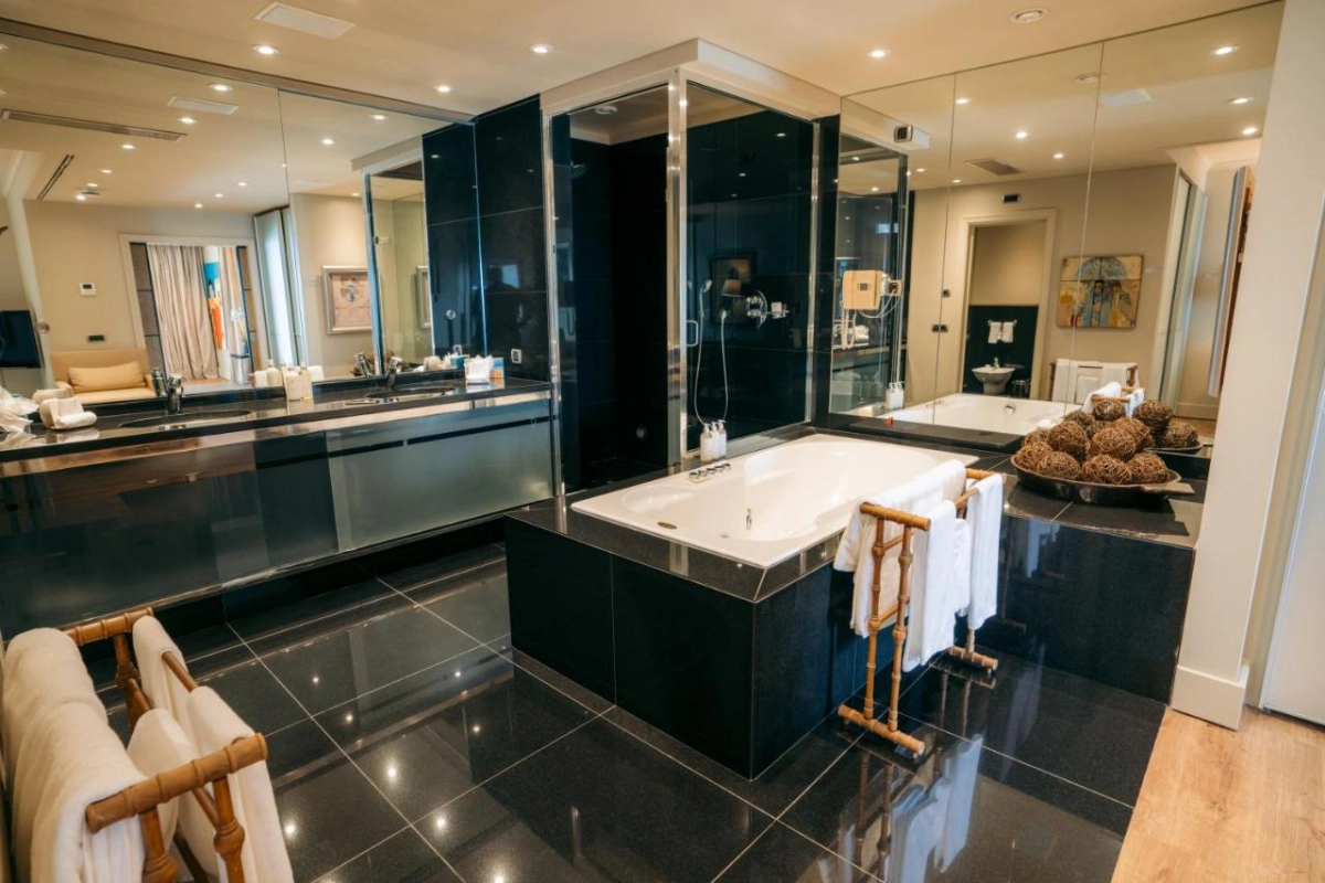 Royal Savoy Hotel - Hotel Photo 16