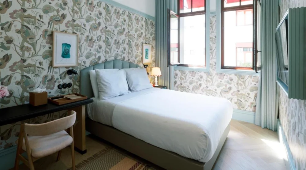 Standard Double Room at The Editory Boulevard Aliados Hotel