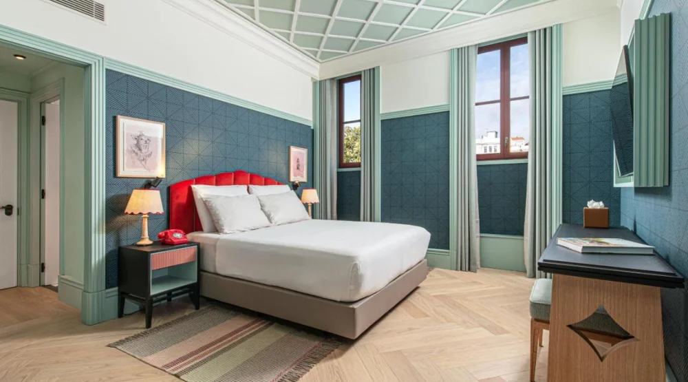 Superior Double Room with City View at The Editory Boulevard Aliados Hotel