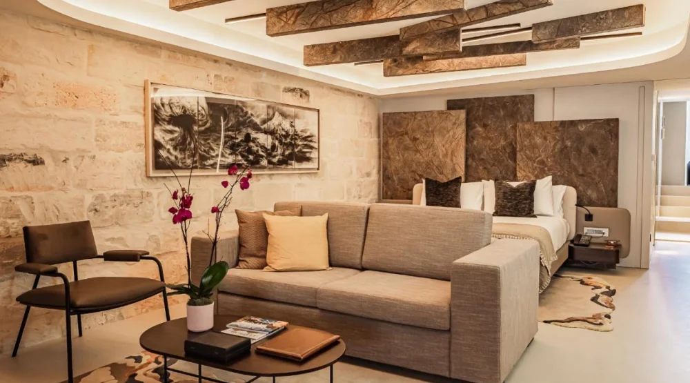 Deluxe King Suite - Annex at Iniala Harbour House