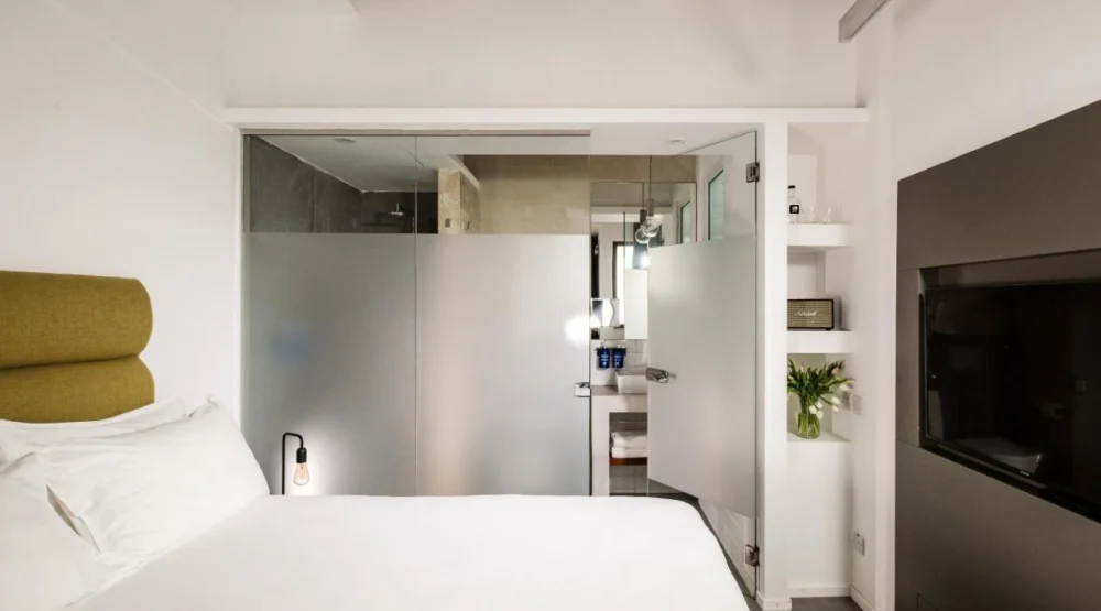 Deluxe Double Room at 19 Rooms