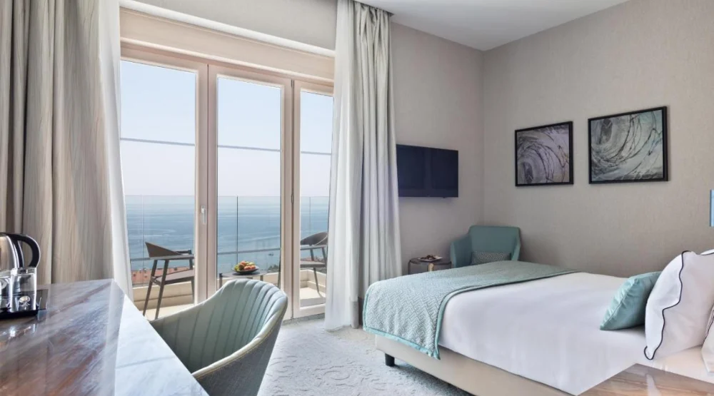Deluxe Room Sea View at Hotel Ami Budva Petrovac
