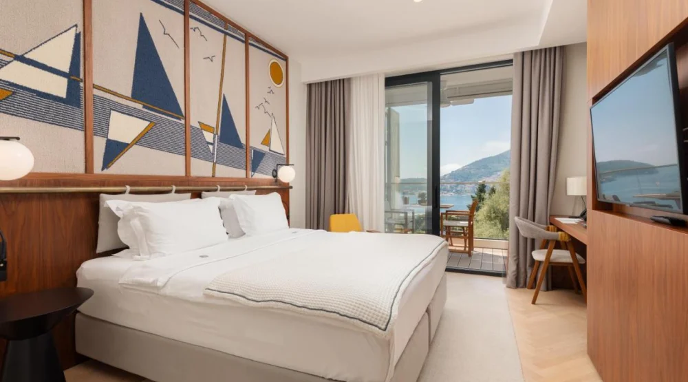 Deluxe Double Room with Balcony and Sea View at Dukley Hotel & Resort