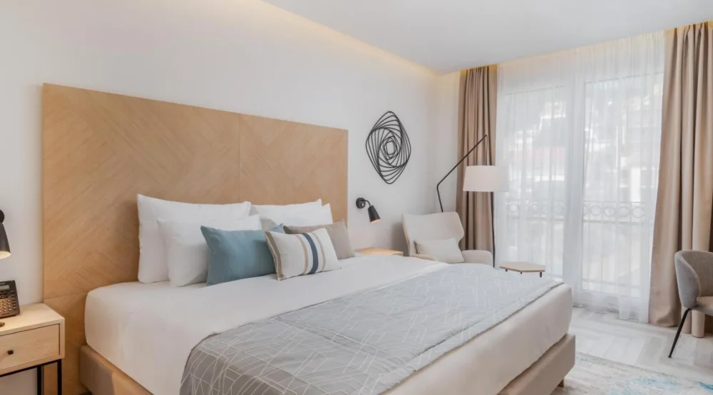 Superior Room with Balcony and Park View at Lazure Hotel & Marina