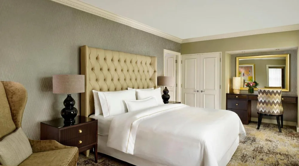 Deluxe King Suite with City View at The College Green Hotel Dublin