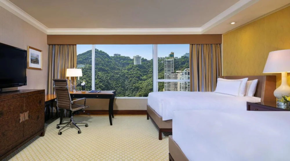 Executive Twin Room with Peak View at Conrad Hong Kong