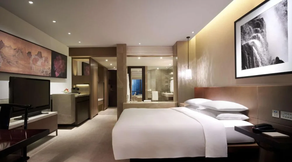 King Room with City View at Grand Hyatt Hong Kong