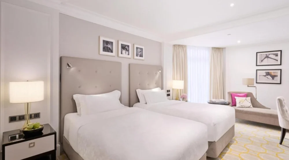 Deluxe Twin at The Langham Hong Kong