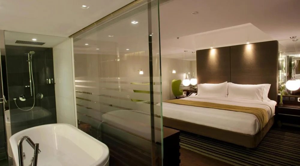 Mira Suite 100 at The Mira Hong Kong