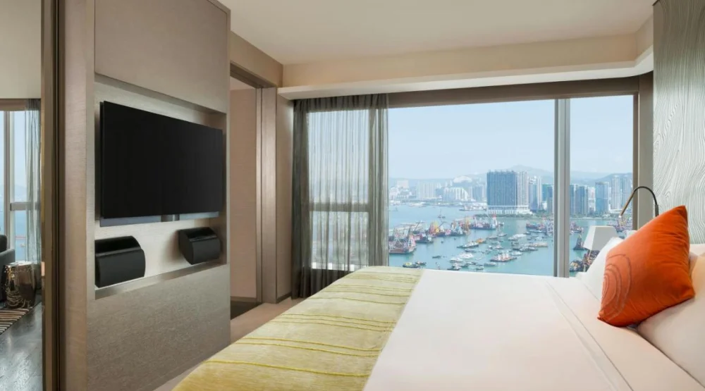 Fantastic King Suite with Oceanfront View at W Hong Kong