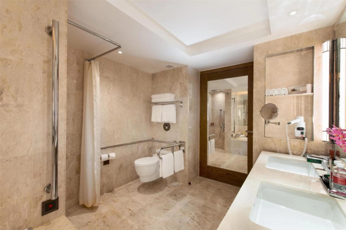 Conrad Singapore Marina Bay