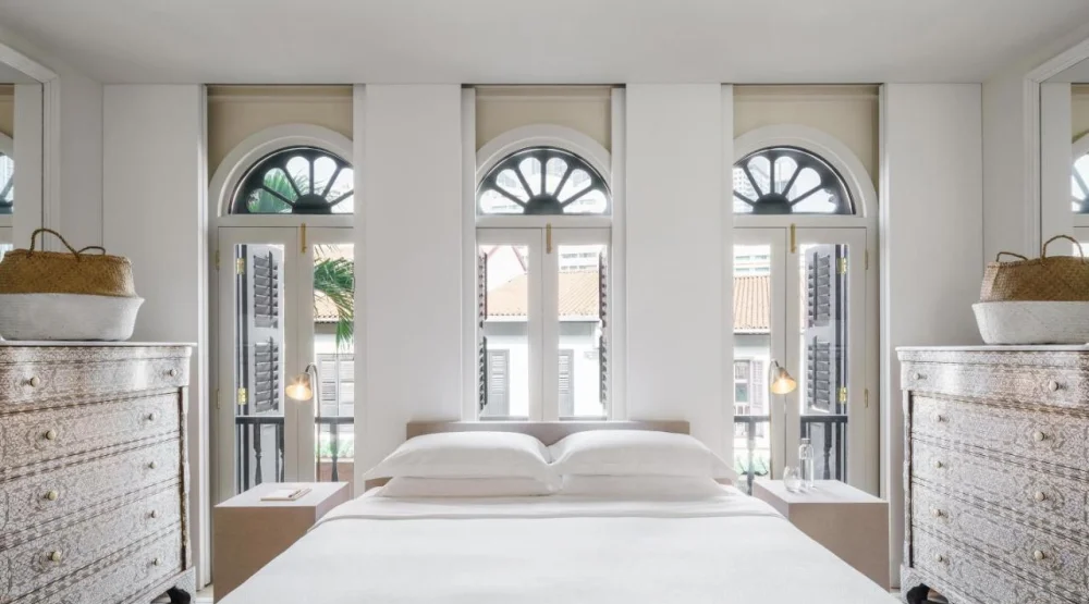 Pearl Club Suite at Duxton Reserve Singapore, Autograph Collection