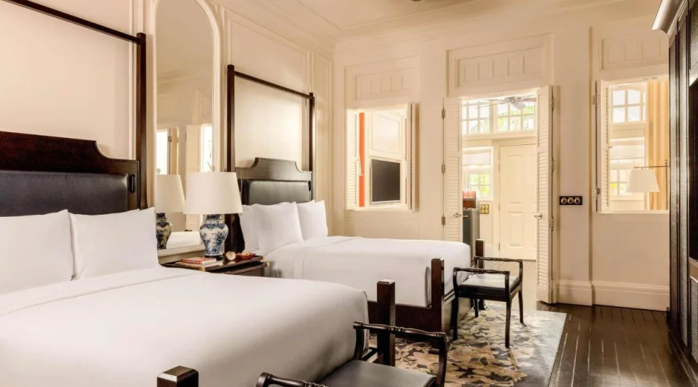 Courtyard Suite with Two Double Beds at Raffles Hotel Singapore