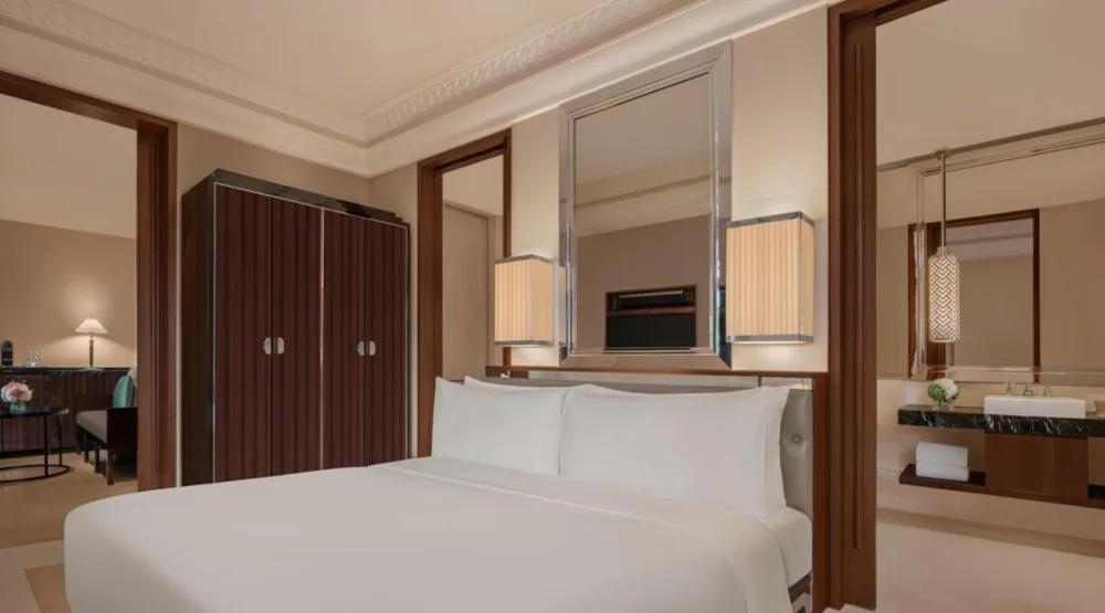 Executive Room at The Capitol Kempinski Hotel Singapore