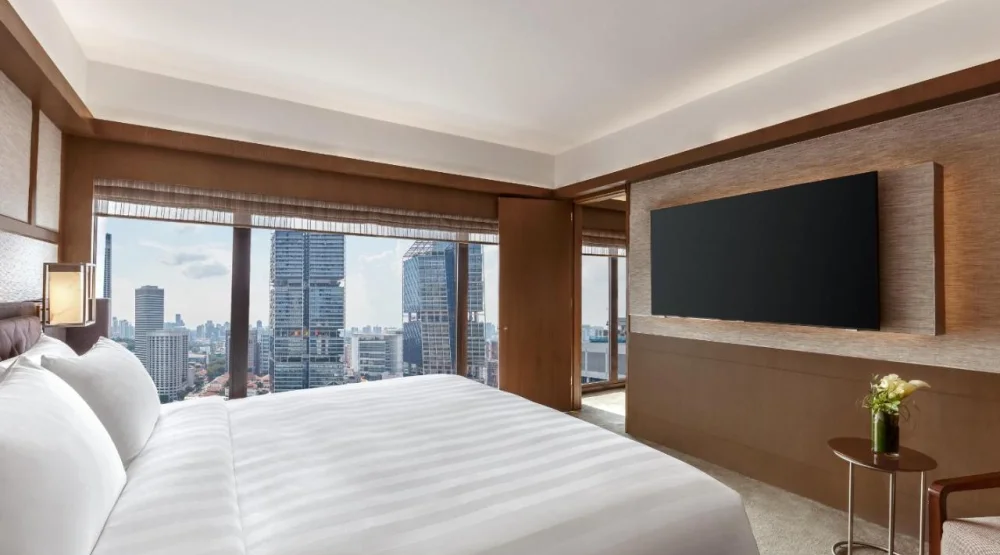 Urban Jungle Suite at Pan Pacific Singapore