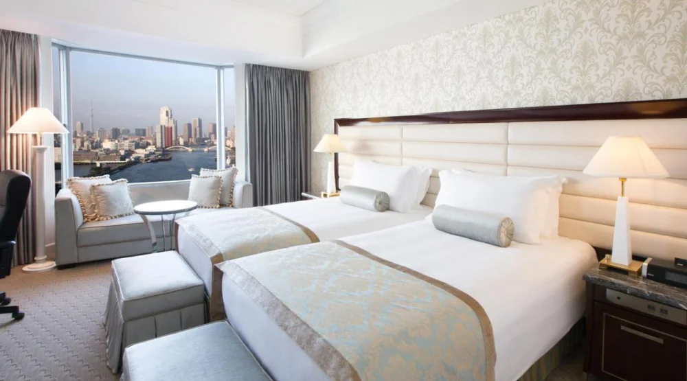 Classic Twin Room with River View - High Floor at Intercontinental Tokyo Bay