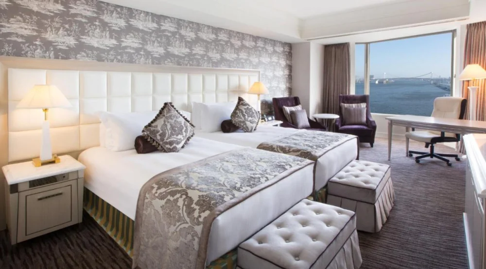 Premium Twin Room with Bay View - High Floor at Intercontinental Tokyo Bay