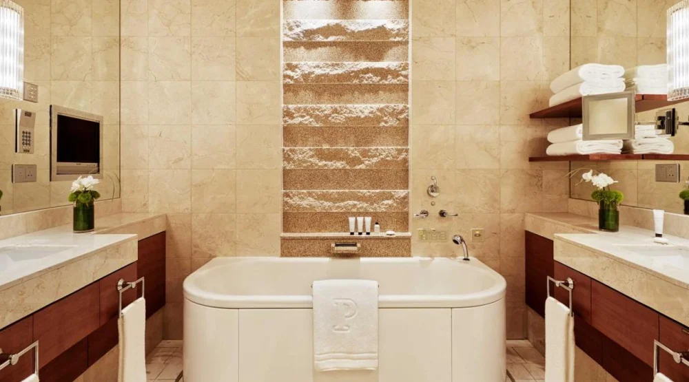 Premier Corner Room Twin at The Peninsula Tokyo