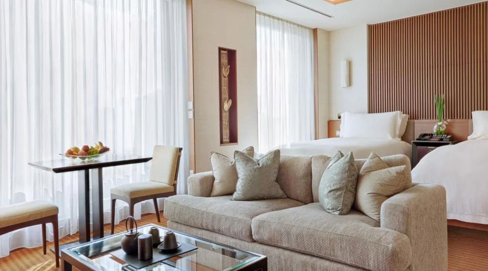 Superior Twin Room at The Peninsula Tokyo