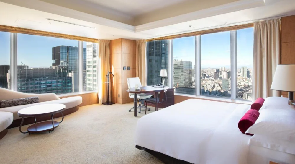 Premier King Room at Shangri-La Tokyo