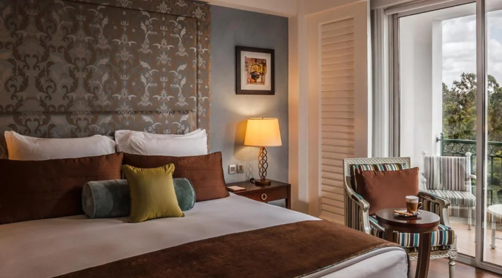 Balcony Deluxe King Room at Villa Rosa Kempinski