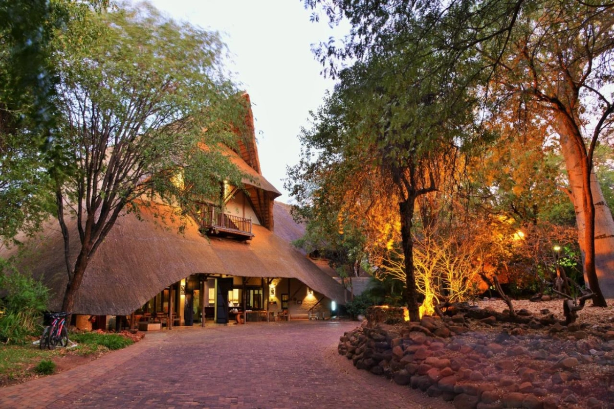 Victoria Falls Safari Lodge - Hotel Photo 4