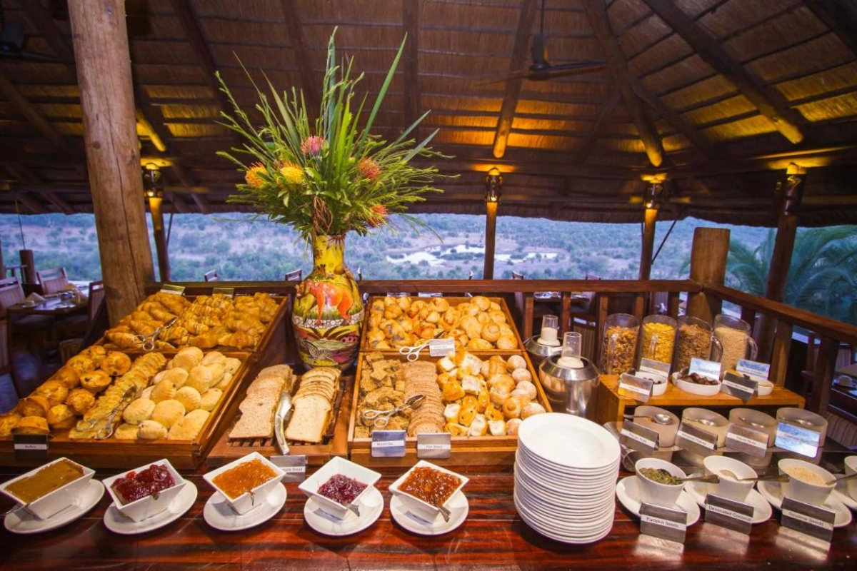 Victoria Falls Safari Lodge - Hotel Photo 7