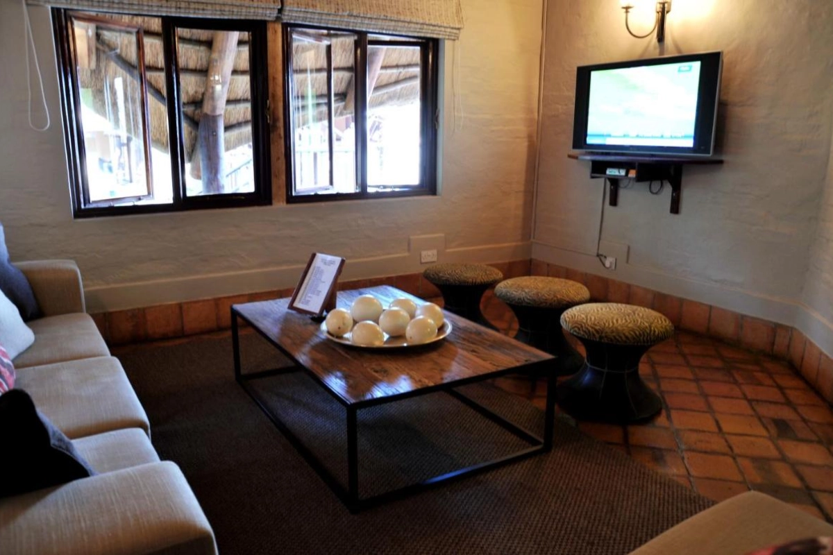 Victoria Falls Safari Lodge - Hotel Photo 11