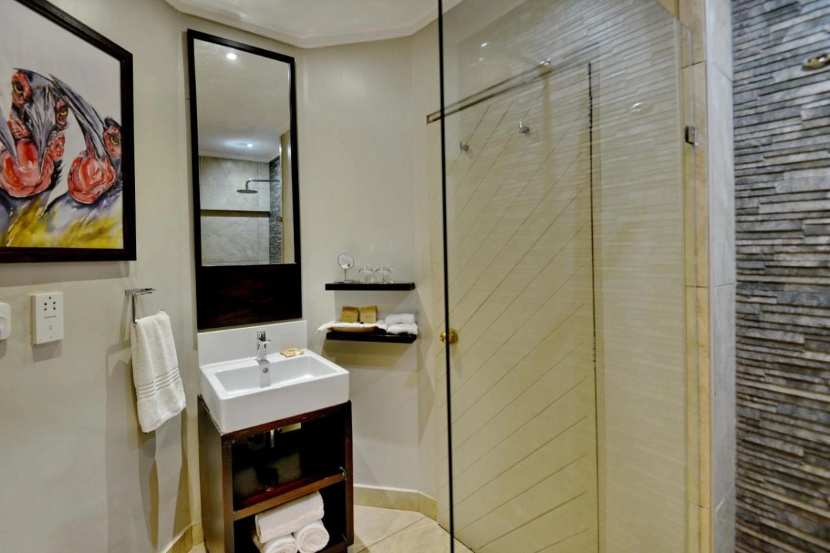 Victoria Falls Safari Lodge - Hotel Photo 39