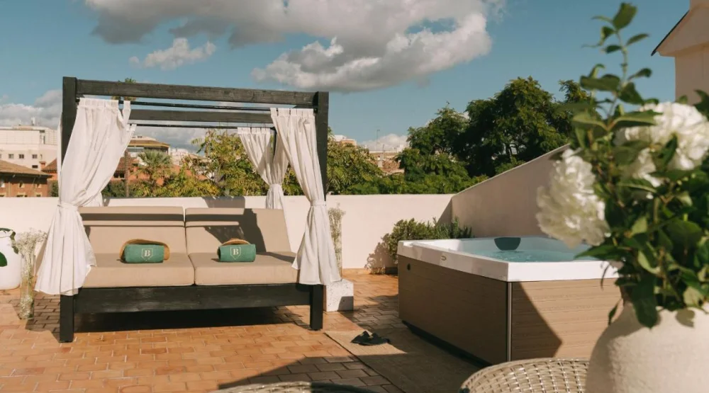 Suite with Hottub and Terrace - Rooftop at Can Bordoy Gran House & Garden