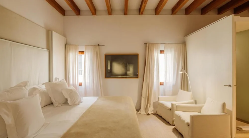 Deluxe Double Room at Convent De La Missio