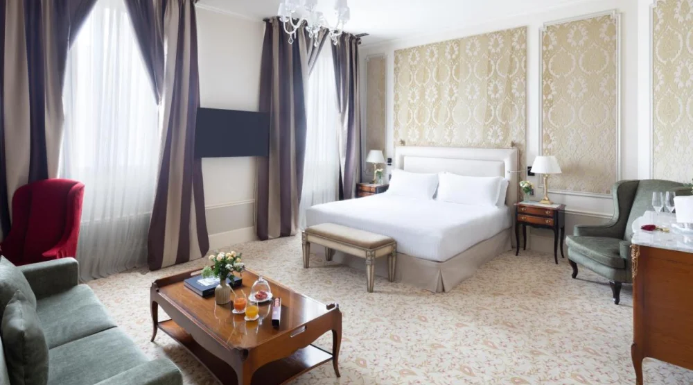 Family Suite at El Palace Barcelona