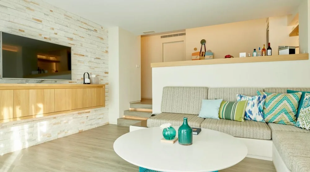 Resort Suite at 7pines Resort Ibiza
