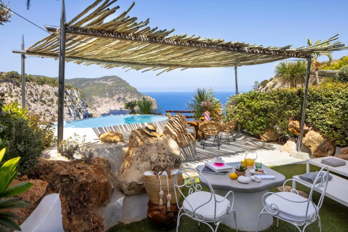 Hacienda Na Xamena - Hotel Photo 1