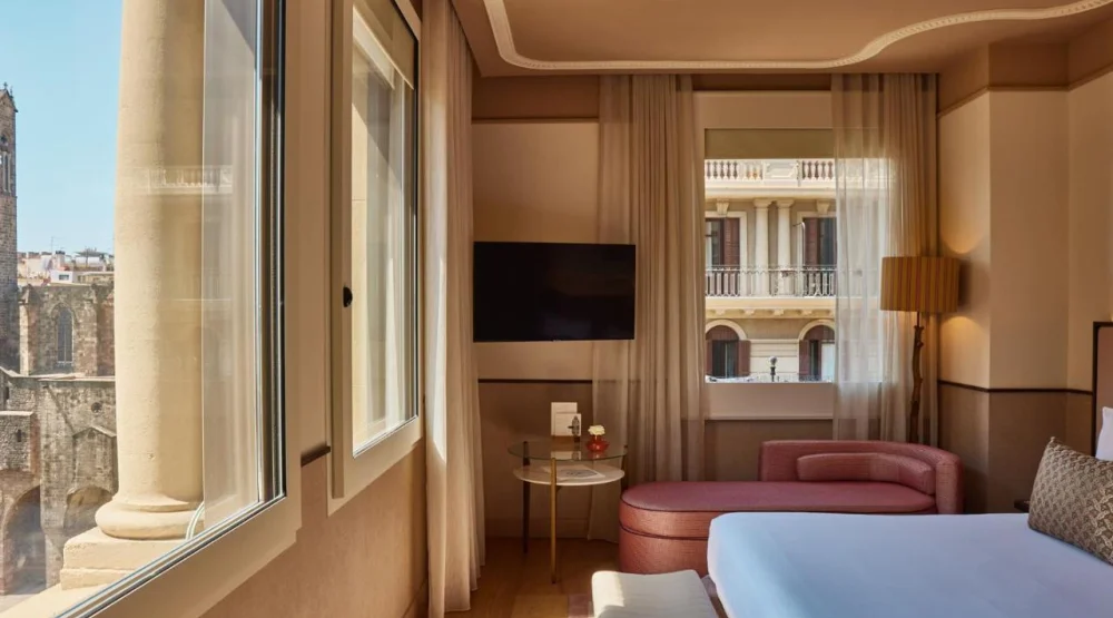 Deluxe Corner Room at Grand Hotel Central, Barcelona