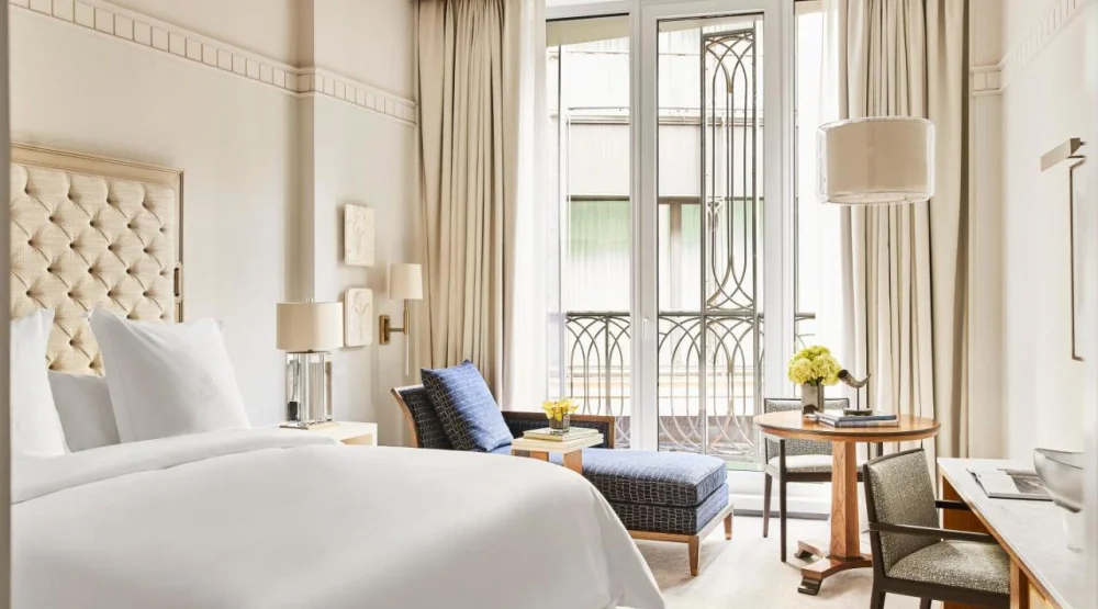 Superior Room King at Four Seasons Madrid