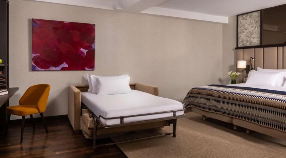 Family Room at NH Collection Madrid Palacio De Tepa