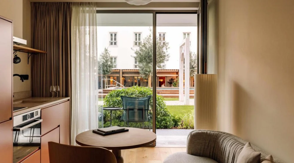 Locke Studio - Poolside at Locke De Santa Joana