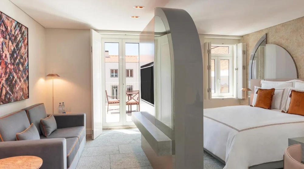King Suite with Terrace and Cloister View at Convent Square Lisbon, Vignette Collection