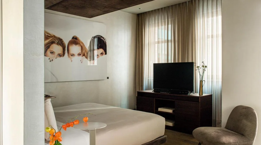 Suite Ultimate Me+ with Terrace at ME Milan Il Duca