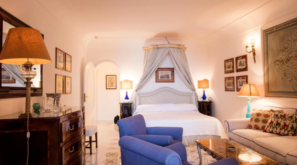 Double Or Twin Room with Pool View at Le Sirenuse